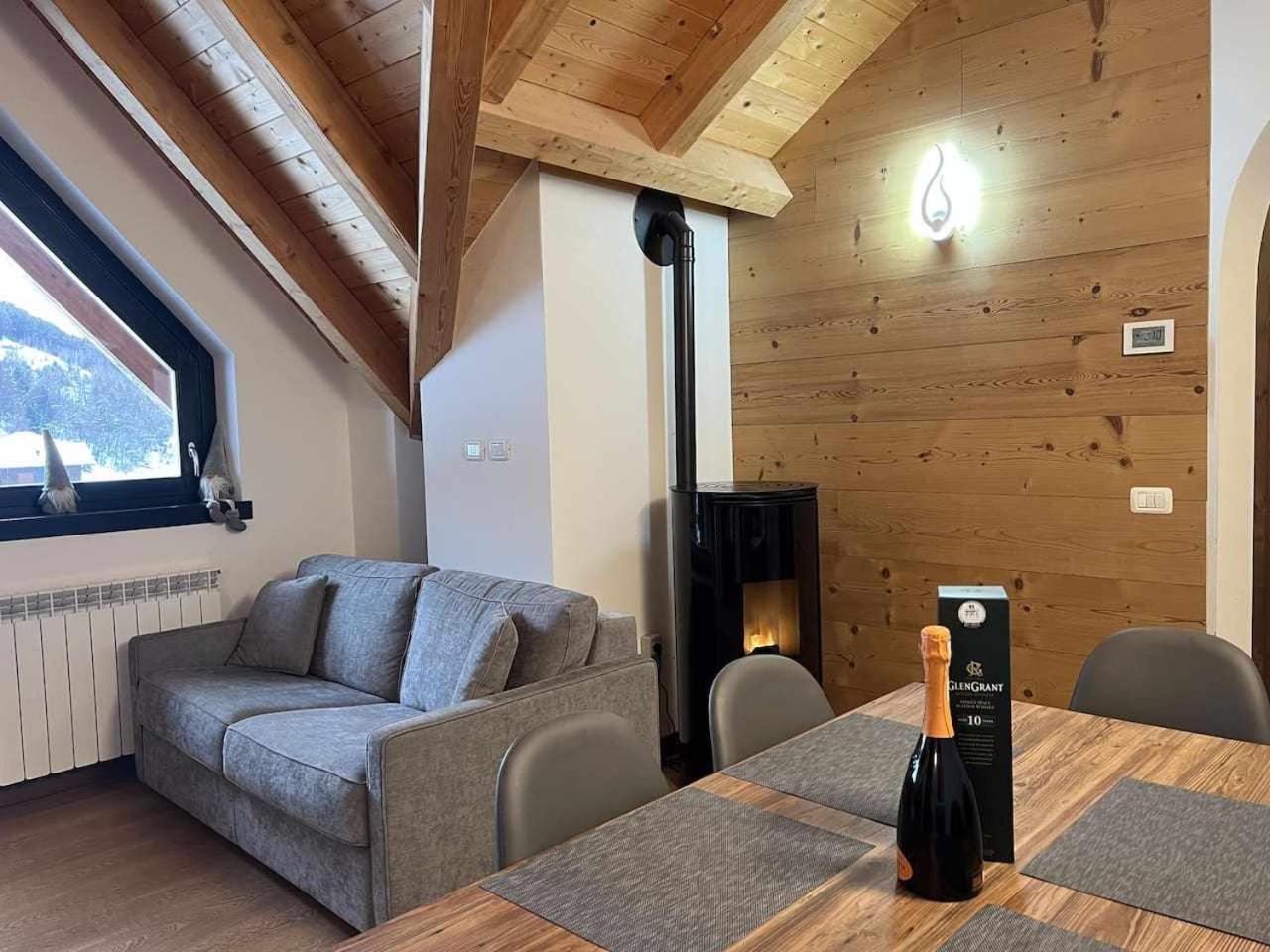Casa Giuliana Con Skibus Gratis Apartment Априка Екстериор снимка